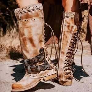Freebird by Steven Leather Boots with exquisite detail. Size 6. NWT. Rare